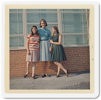  Phyllis Koenig, Debbie Gardner, ?
photo Karen Jonas Caporale
